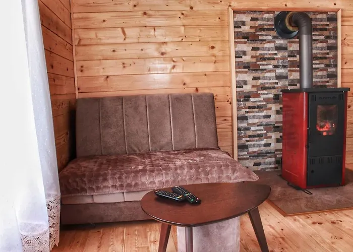 Brvnara Zecevic בקתה *