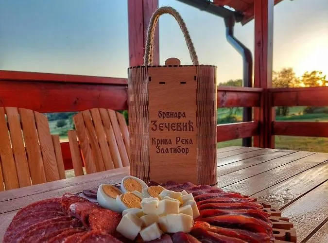 Brvnara Zecevic בקתה